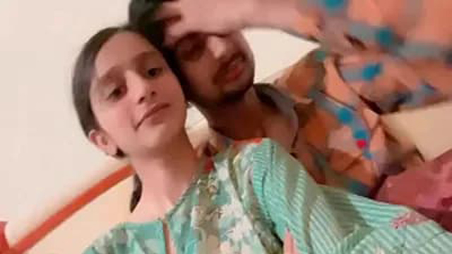 Pakistani Bhabhi Hard – Dehati Chudai Viral