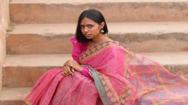 Bengali Horny Bigbooby Girl Fingering Mms Video 2026