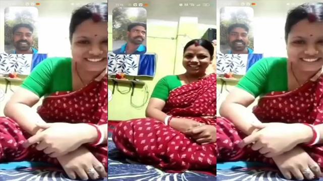 Sexy Marathi Bhabhi Presents Pussy And Ass To Lover