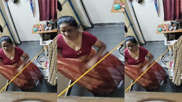 Sexy Tamil Mom Changing Clothes Secretly Recorded