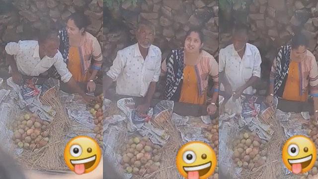 Aunty Outdoor – Handjob In Public Area Videos