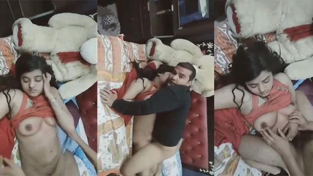 Virgin Girl Fucking – Her Cousin Brother Video